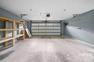 5479 Gunpowder Dr, Hickory, NC 28601 - Photo 29
