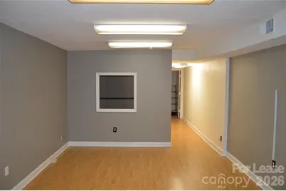 111 S Center Street #105, Statesville, NC 28677 - Photo 3