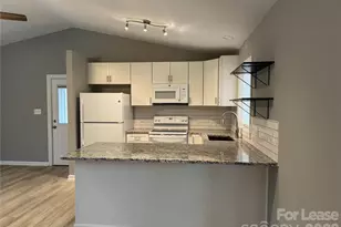 6682 Denver Heights Cir, Denver, NC 28037 - Photo 5