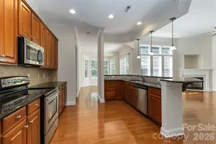 240 Clairborne Ct, Matthews, NC 28104 - Photo 11