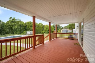 4799 Pleasant View Ln, Catawba, NC 28609 - Photo 11