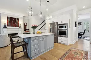 6309 Wakehurst Rd, Charlotte, NC 28226 - Photo 9