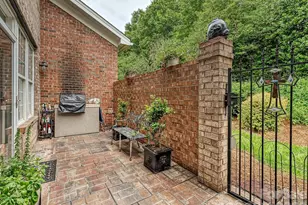 6309 Wakehurst Rd, Charlotte, NC 28226 - Photo 19