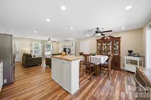 5694 Hillsdale Dr, Fort Lawn, SC 29714 - Photo 9