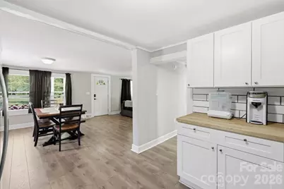 197 Mulberry Street, Clyde, NC 28721 - Photo 11