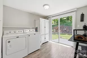 197 Mulberry St, Clyde, NC 28721 - Photo 21