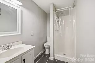 197 Mulberry St, Clyde, NC 28721 - Photo 19