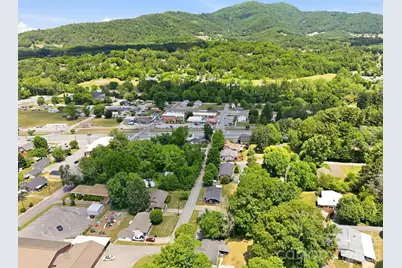 197 Mulberry Street, Clyde, NC 28721 - Photo 31