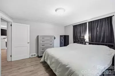 197 Mulberry Street, Clyde, NC 28721 - Photo 13