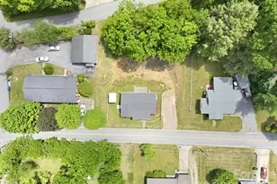 197 Mulberry St, Clyde, NC 28721 - Photo 29
