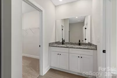 6512 Fairford Drive, Charlotte, NC 28215 - Photo 13