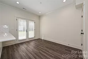 729 Wabash Ave, Charlotte, NC 28208 - Photo 7