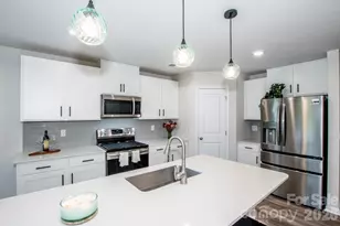 2742 Legacy Rdg Ln, Catawba, NC 28609 - Photo 17