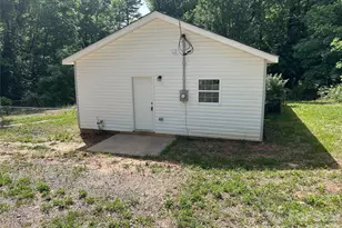 1204 Iva Ave, Gastonia, NC 28052 - Photo 3