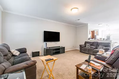 383 Battery Circle, Clover, SC 29710 - Photo 3