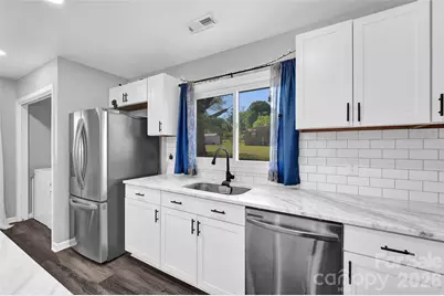 3033 E Nc 10 Highway, Conover, NC 28613 - Photo 15
