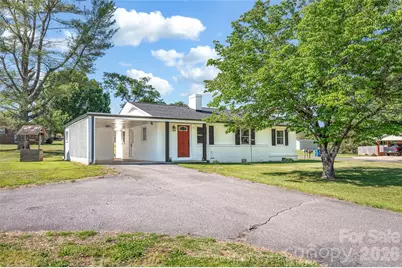 3033 E Nc 10 Highway, Conover, NC 28613 - Photo 1