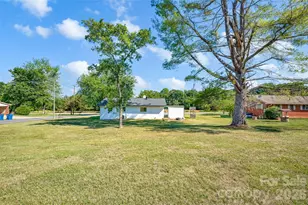 3033 E Nc 10 Hwy, Conover, NC 28613 - Photo 7