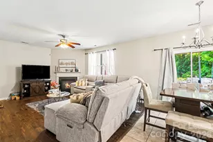 1642 Candlewood Ridge Ln, Matthews, NC 28105 - Photo 5