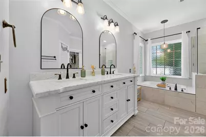 7618 Wingmont Drive, Charlotte, NC 28269 - Photo 17