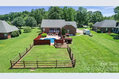 1100 Legacy Lake Drive, Monroe, NC 28110 - Photo 9