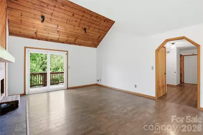 207 Wood Dale Drive, Hendersonville, NC 28791 - Photo 17