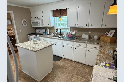 202 W Stevens Drive, Kershaw, SC 29067 - Photo 13
