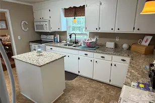 202 W Stevens Dr, Kershaw, SC 29067 - Photo 13