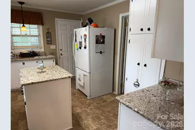 202 W Stevens Drive, Kershaw, SC 29067 - Photo 11
