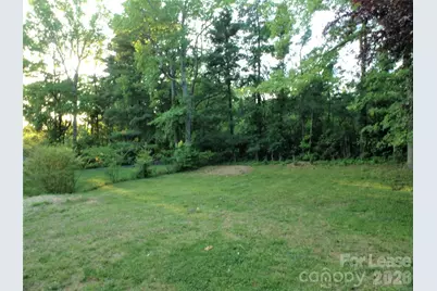5221 Delivau Drive, Charlotte, NC 28215 - Photo 7