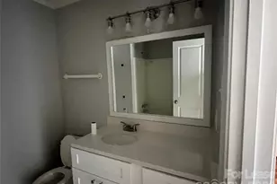 5221 Delivau Dr, Charlotte, NC 28215 - Photo 3