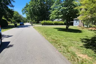 5510 Allen Rd E, Charlotte, NC 28269 - Photo 27