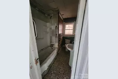 5510 Allen Road E, Charlotte, NC 28269 - Photo 17