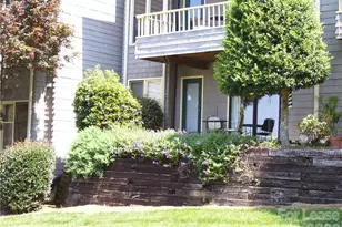 9809 Emerald Point Dr, Charlotte, NC 28278 - Photo 7
