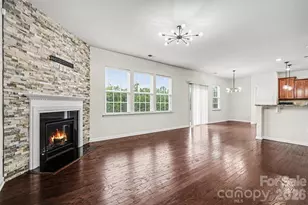 8211 Pamplin Ct, Charlotte, NC 28273 - Photo 9