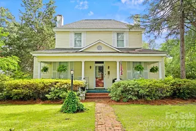 110 Huger Street, Cheraw, SC 29520 - Photo 1