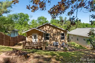 24 Hilldale Rd, Asheville, NC 28803 - Photo 3