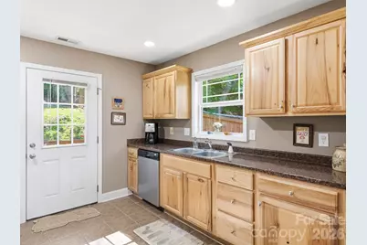 24 Hilldale Road, Asheville, NC 28803 - Photo 15
