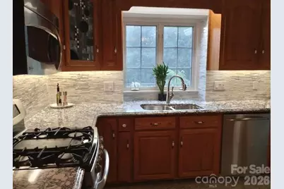 6181 Willowbottom Road, Hickory, NC 28602 - Photo 5