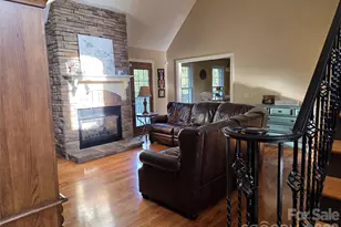 5510 Land Harbour Dr, Granite Falls, NC 28630 - Photo 5