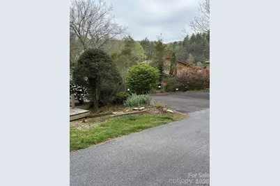 99 Willow Way, Hendersonville, NC 28739 - Photo 7