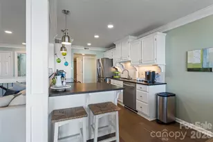 20417 Harborgate Ct, Cornelius, NC 28031 - Photo 7