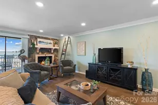 20417 Harborgate Ct, Cornelius, NC 28031 - Photo 5