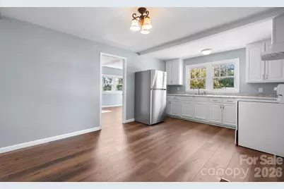 728 21st Street SW, Hickory, NC 28602 - Photo 9