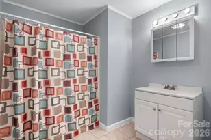728 21st St SW, Hickory, NC 28602 - Photo 17