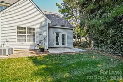 10630 Sleigh Bell Lane, Charlotte, NC 28216 - Photo 35