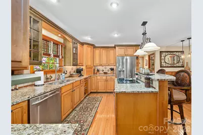 210 Shepard Way, Burnsville, NC 28714 - Photo 11