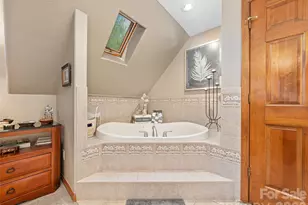 210 Shepard Way, Burnsville, NC 28714 - Photo 19