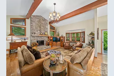 210 Shepard Way, Burnsville, NC 28714 - Photo 5