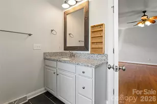 6008 Langham Ct, Charlotte, NC 28269 - Photo 23